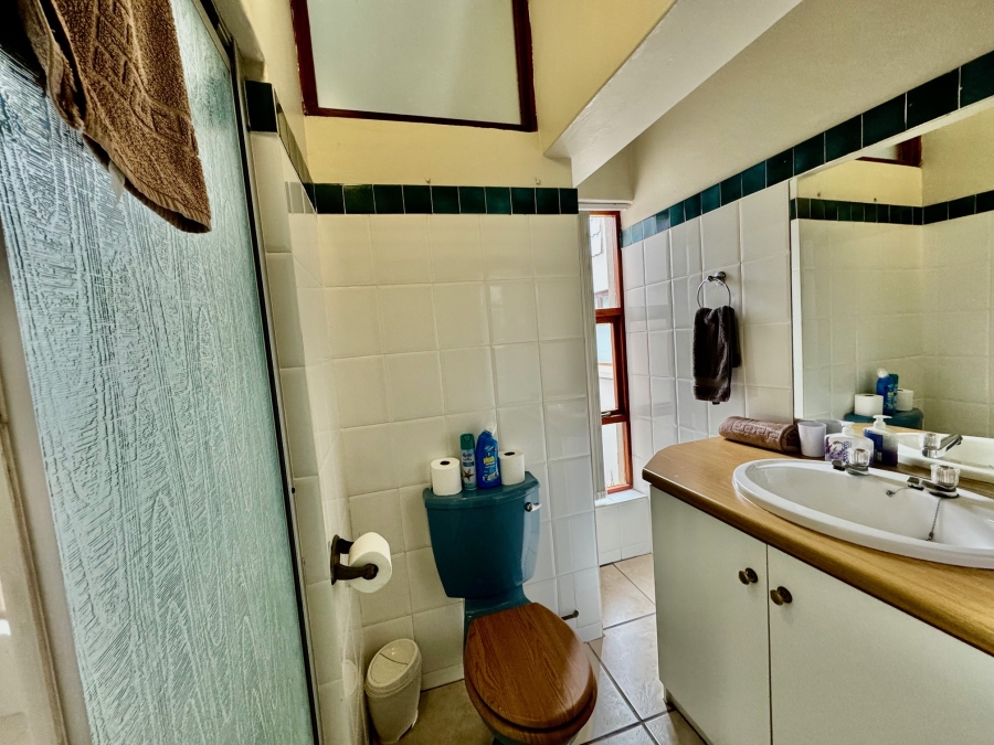 To Let 3 Bedroom Property for Rent in Stilbaai Wes Western Cape
